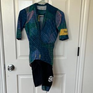 Rapha W100 matching bibs and jersey
